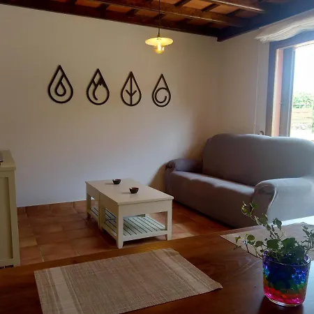 Holiday home La 2 De Trona Per A Tota La Familia Joanetes